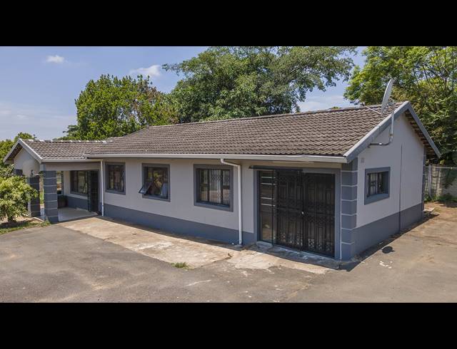 5 BEDROOM FREESTANDING FOR SALE IN WYEBANK